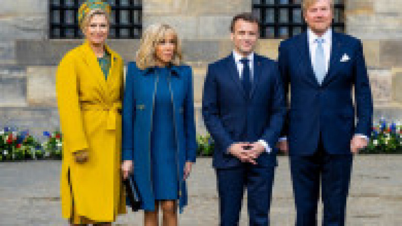 Emmanuel și Brigitte Macron, întâmpinați la Amsterdan de regele Willem-Alexander şi soţia lui, Maxima FOTO: Profimedia Images | Poza 15 din 43