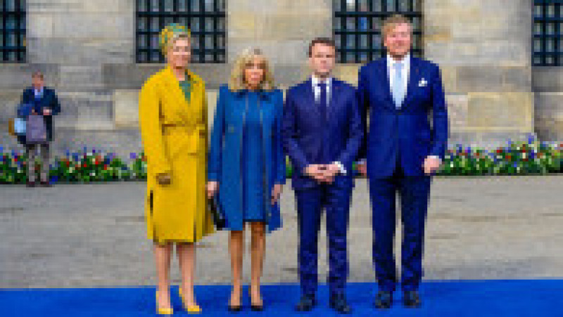 Emmanuel și Brigitte Macron, întâmpinați la Amsterdan de regele Willem-Alexander şi soţia lui, Maxima FOTO: Profimedia Images | Poza 25 din 43
