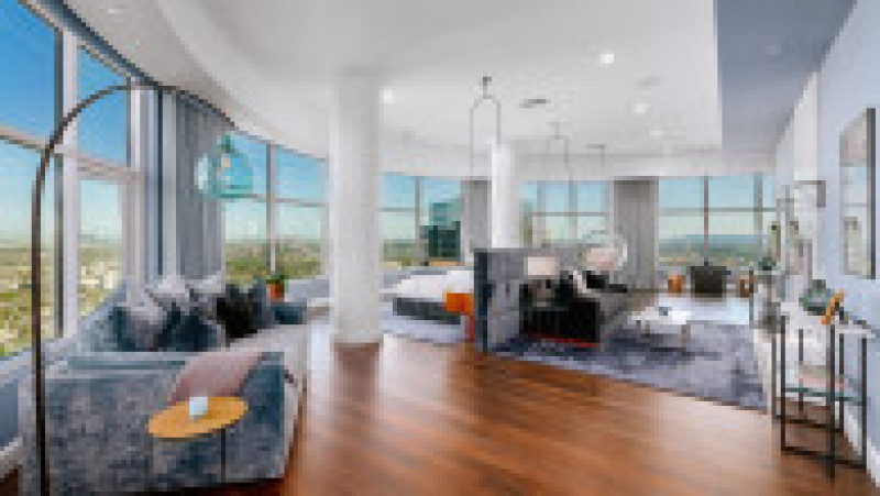 Rihanna a cumpărat cu 21 milioane $ apartamentul în care a locuit Matthew Perry din „Friends” FOTO: Profimedia Images | Poza 27 din 41