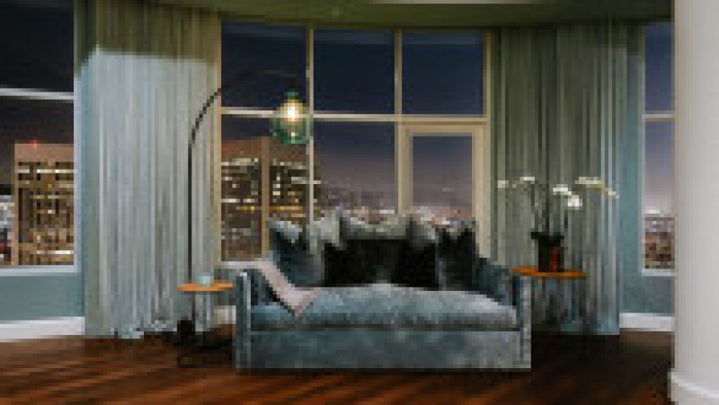 Rihanna a cumpărat cu 21 milioane $ apartamentul în care a locuit Matthew Perry din „Friends” FOTO: Profimedia Images | Poza 39 din 41