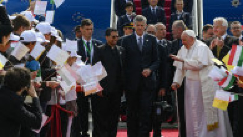 Papa Francisc a ajuns în Ungaria. Foto: Profimedia Images | Poza 2 din 6