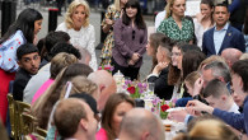 Jill Biden a participat duminică la un dejun în aer liber organizat la Downing Street. Foto: Profimedia | Poza 3 din 10