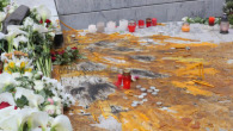 Sârbii îi plâng pe cei 8 copii uciși la școală de un coleg și cer autorităților să-și asume răspunderea pentru tragedie FOTO: Profimedia Images | Poza 7 din 22