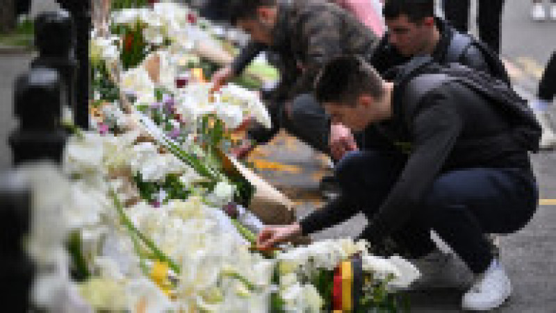 Sârbii îi plâng pe cei 8 copii uciși la școală de un coleg și cer autorităților să-și asume răspunderea pentru tragedie FOTO: Profimedia Images | Poza 18 din 22