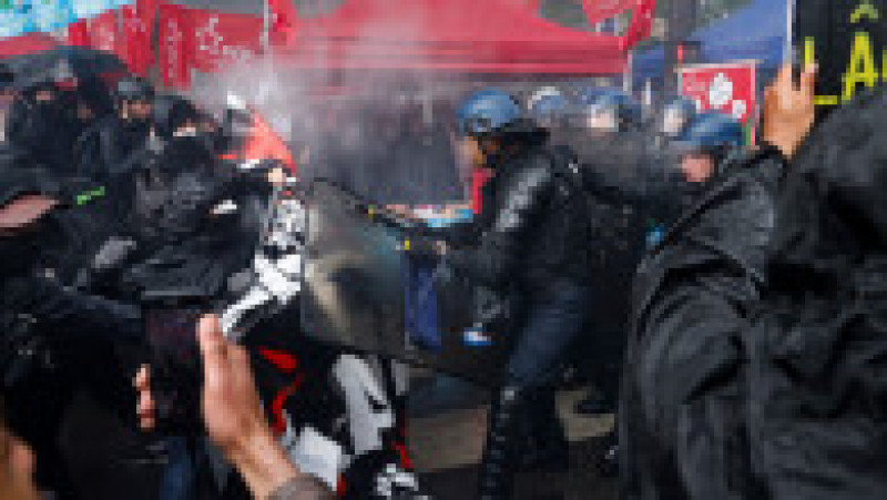 Noi proteste violente în Franța FOTO: Profimedia Images | Poza 13 din 18