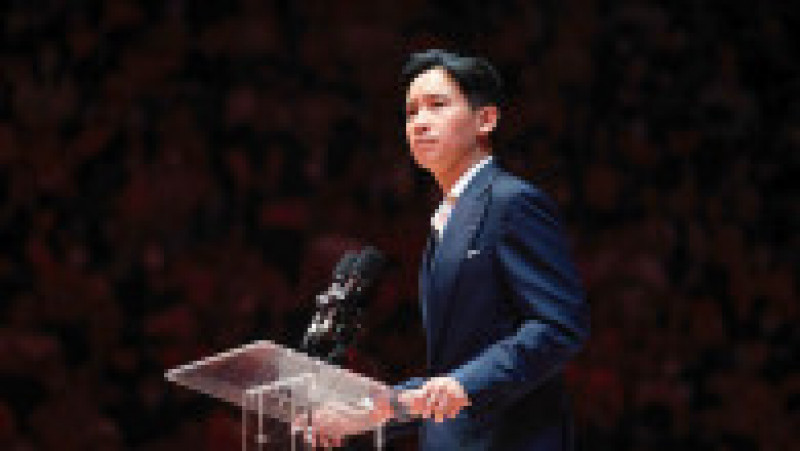  Pita Limjaroenrat, liderul partidului Move Forward, are șanse foarte mari să devină prim ministru Thailandei după alegerile legislative din 14 mai FOTO: Profimedia Images | Poza 10 din 18