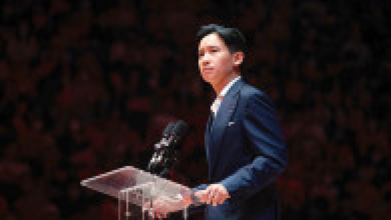  Pita Limjaroenrat, liderul partidului Move Forward, are șanse foarte mari să devină prim ministru Thailandei după alegerile legislative din 14 mai FOTO: Profimedia Images | Poza 10 din 18