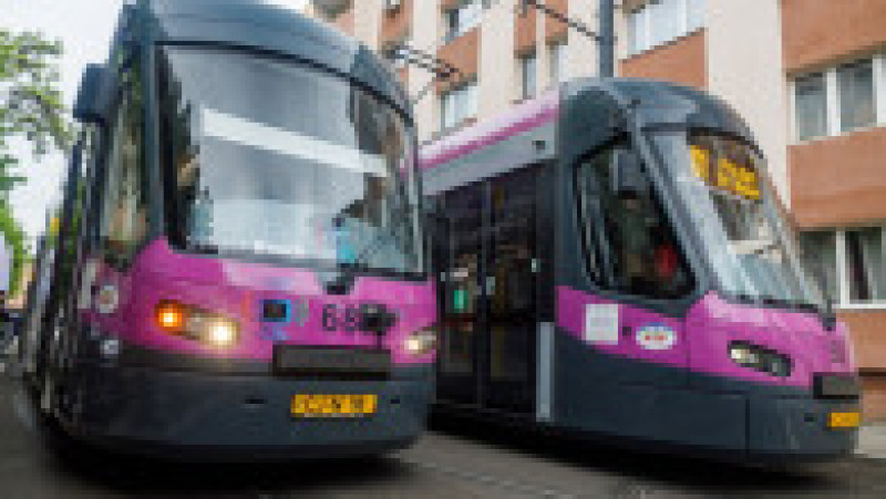 Primul tramvai dotat cu un sistem de siguranță anticoliziune a fost testat în premieră pe străzile din Cluj-Napoca. FOTO: facebook Emil Boc | Poza 4 din 6
