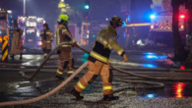 Doi băieți de 13 ani au pornit un incendiu uriaș care a mistuit o clădire istorică cu șapte etaje din Sydney. Sursa foto: Profimedia Images | Poza 15 din 19