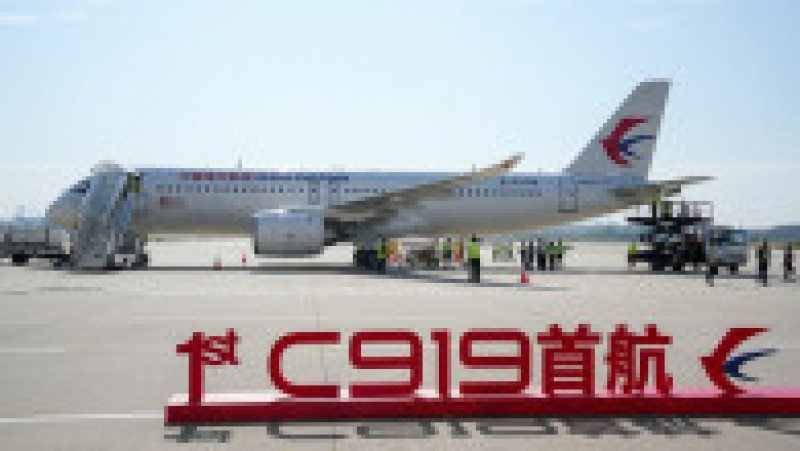 Primul avion de linie construit de China, C919, a efectuat cu succes zborul de inaugurare. Foto: Profimedia | Poza 1 din 12
