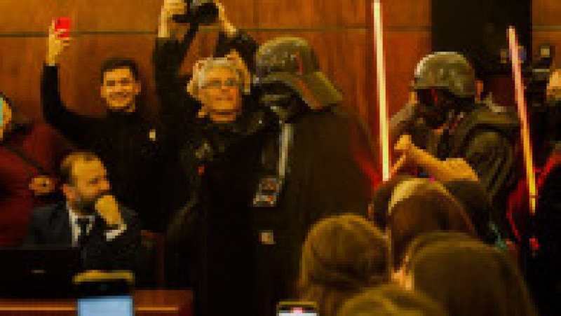 Darth Vader a fost „condamnat” la finalul unui proces pedagogic organizat în Chile. Foto: Profimedia Images | Poza 4 din 8