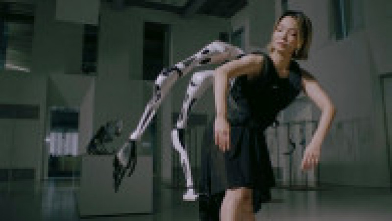Masahiko Inami de la Universitatea din Tokyo a creat brațe robotice ce pot fi purtate. Foto: Profimedia Images | Poza 5 din 6