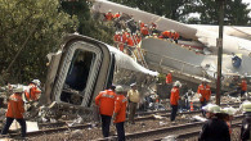 În urmă cu 25 de ani, în Germania avea loc cel mai grav accident feroviar din lume în care a fost implicat un tren de mare viteză. Sursa foto Profimedia Images | Poza 1 din 24