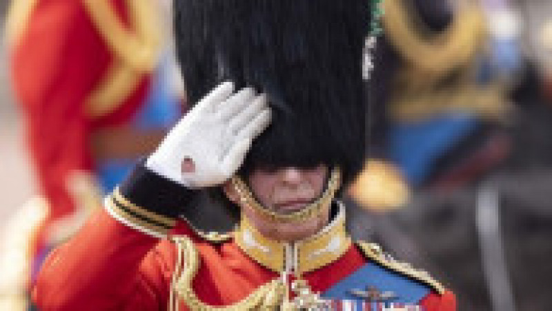 Regele Charles al III-lea şi-a sărbătorit oficial sâmbătă ziua de naştere, prima în calitate de suveran, cu tradiţionala paradă militară Trooping the Colour. Foto: Profimedia | Poza 8 din 26