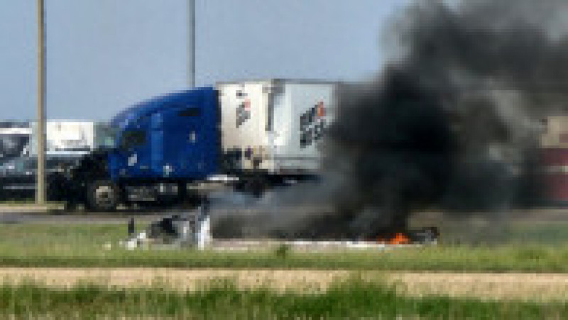 Cel puţin 15 oameni au murit într-un accident produs pe o autostradă din provincia Manitoba din Canada. FOTO: Profimedia Images | Poza 2 din 9