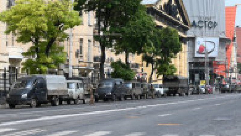 Haos în Rostov. Orașul e blocat de tancuri și soldați. FOTO: Profimedia Images | Poza 16 din 22