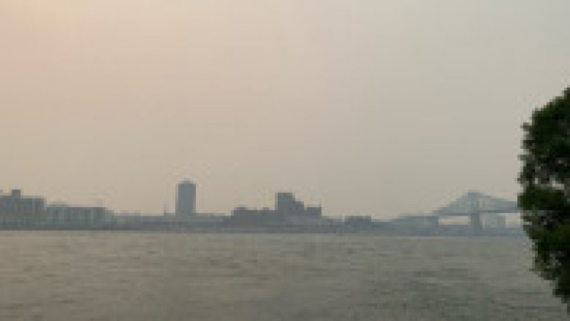 Oraşul Montreal se sufocă sub fum, cu aerul cel mai poluat din lume. Foto: Profimedia | Poza 5 din 10