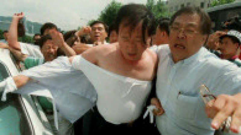 Pe 29 iunie 1995, mall-ul Sampoong din Seul s-a prăbușit din senin. Sursa foto Profimedia Images | Poza 11 din 28