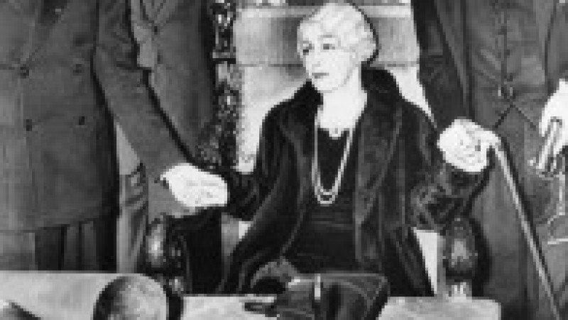 Imagine din 1936 de la Ședința Finală - ultima dată când Bess a încercat să îl mai contacteze pe Harry prin tehnicile de spiritism. Foto: Profimedia Images | Poza 2 din 15