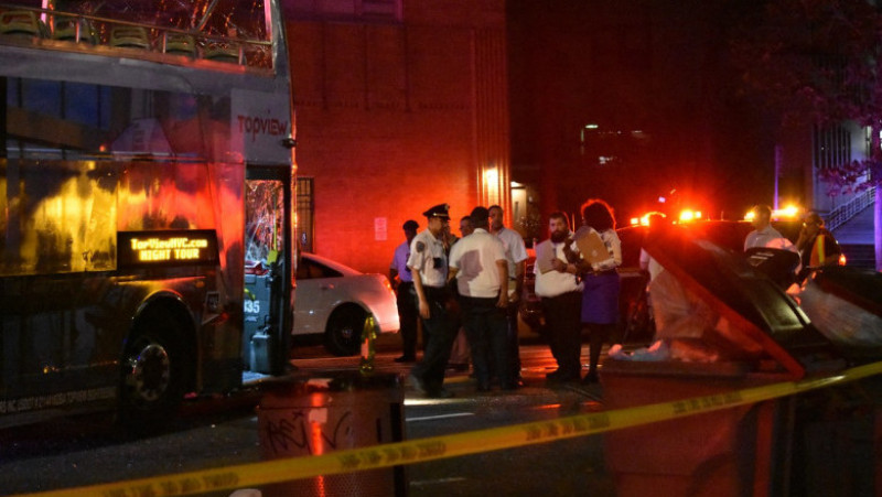 Peste 80 de persoane au fost rănite în urma coliziunii a două autobuze care a avut loc joi seară în Manhattan. FOTO: Profimedia Images
