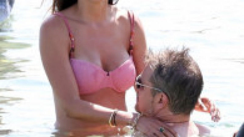 Actorul Matt Damon și soția lui, Luciana Bozan Barroso, își petrec vacanța pe insula grecească Mykonos FOTO: Profimedia Images | Poza 13 din 32