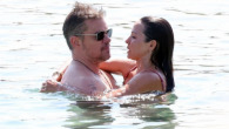 Actorul Matt Damon și soția lui, Luciana Bozan Barroso, își petrec vacanța pe insula grecească Mykonos FOTO: Profimedia Images | Poza 2 din 32