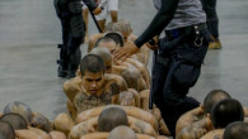 Imagini din timpul transferului de prizonieri din martie 2023. Sursa foto: Profimedia Images | Poza 11 din 59