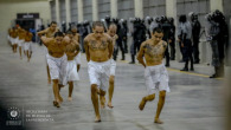 Imagini din timpul transferului de prizonieri din martie 2023. Sursa foto: Profimedia Images | Poza 18 din 59