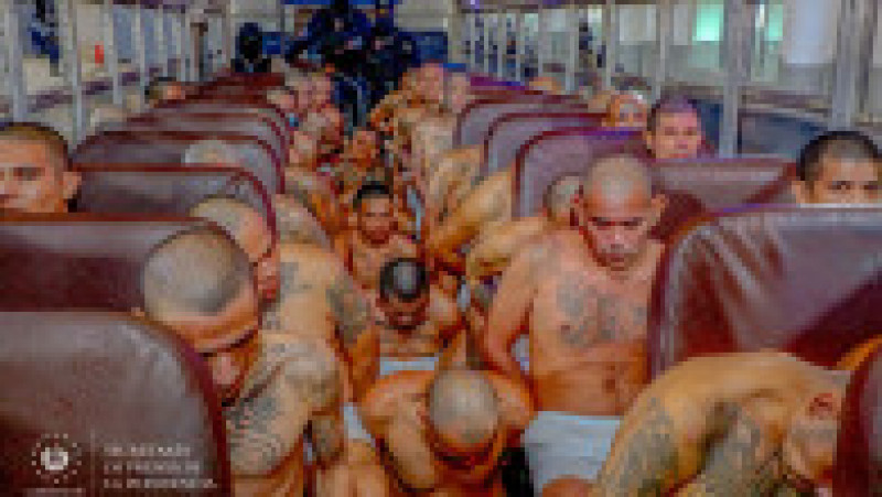 Imagini din timpul transferului de prizonieri din martie 2023. Sursa foto: Profimedia Images | Poza 19 din 59