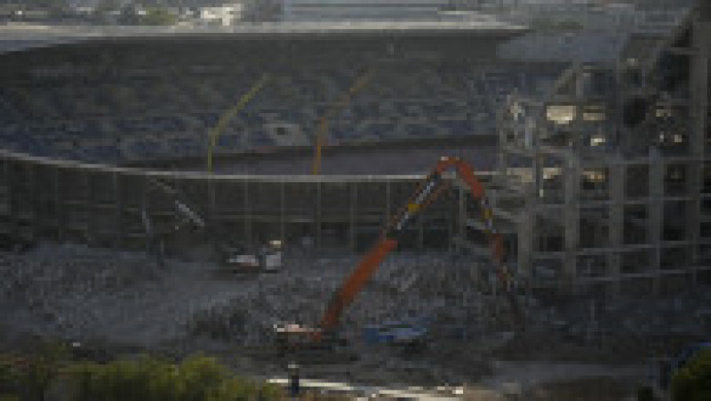 Stadionul Nou Camp este demolat. Foto: Profimedia Images | Poza 3 din 13