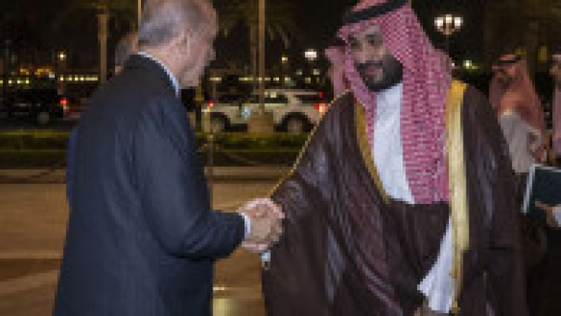 Ca să evite FMI, Erdogan caută 50 de miliarde în Golf. Cadoul cu care a vrut să-l impresioneze pe prințul moștenitor al Arabiei Saudite. FOTO: Profimedia Images | Poza 9 din 9
