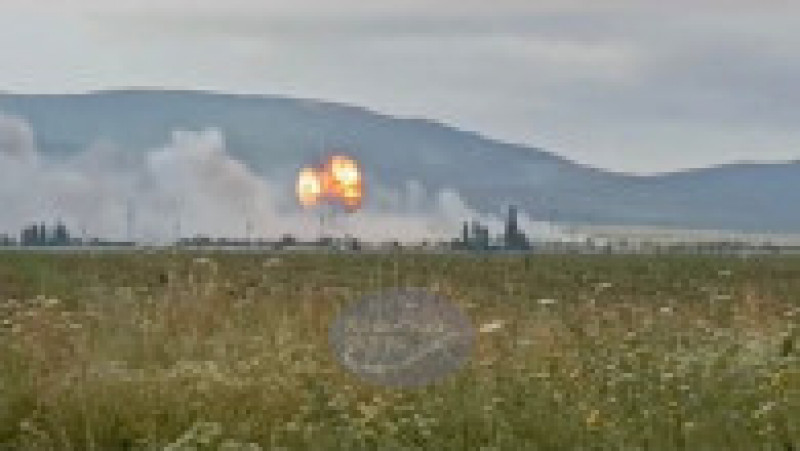 Un important depozit de muniții rusesc a explodat după atacul ucrainenilor la baza de antrenament militar Starokrimski din estul Crimeei anexate. Foto: Profimedia | Poza 1 din 7