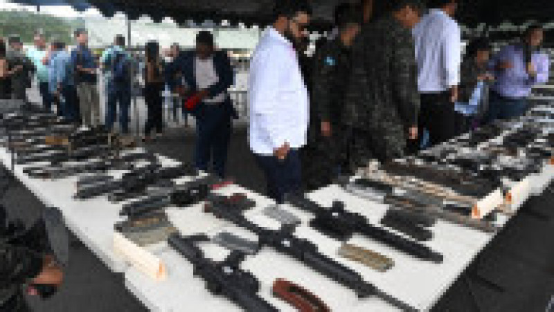 Autorităţile din Honduras au distrus un adevărat arsenal confiscat în închisorile din țară. Foto: Profimedia | Poza 3 din 16