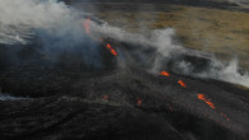 Este a treia oară în doi ani când lava iese din pământ în această zonă. Foto: Profimedia Images | Poza 17 din 26