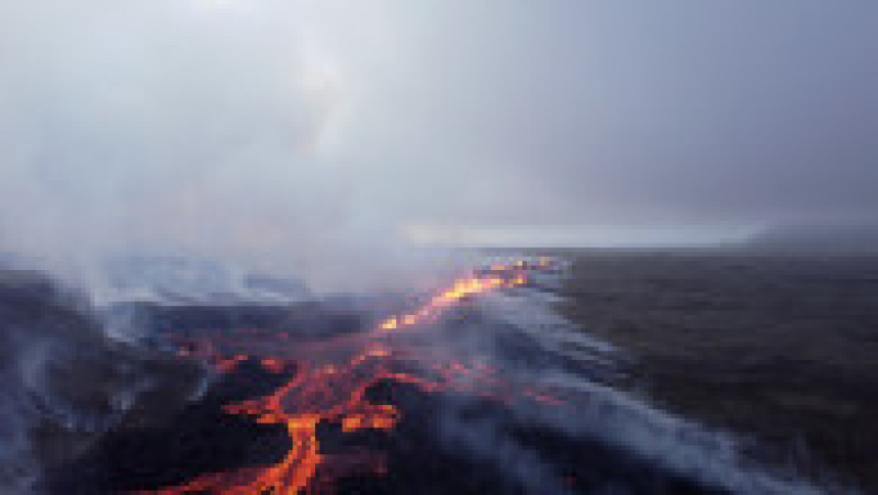 Este a treia oară în doi ani când lava iese din pământ în această zonă. Foto: Profimedia Images | Poza 4 din 26