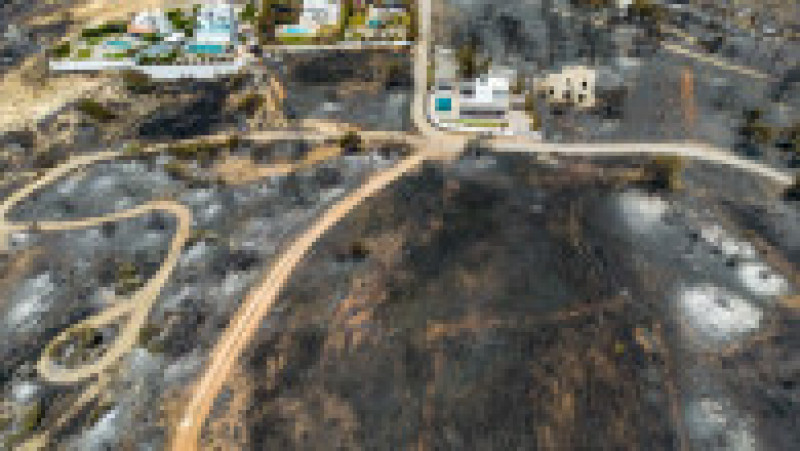 Incendii de vegetație pe Insula Rodos, în apropierea zonelor turistice. Foto: Profimedia Images | Poza 16 din 21