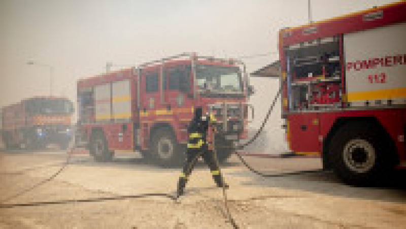 Pompierii români în insula Rodos. Sursa foto: Profimedia Images | Poza 9 din 16