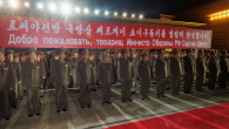 Nord-coreenii i-au pregătit o primire fastuoasă ministrului rus al apărării, Serghei Șoigu. Foto: Profimedia | Poza 7 din 8