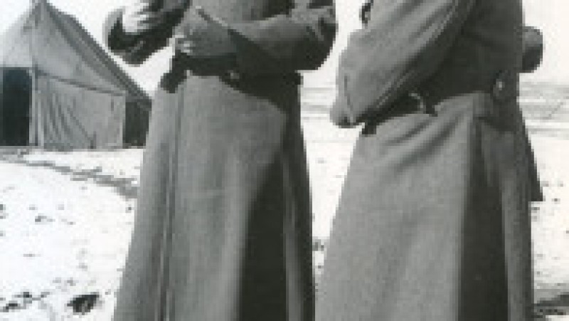 Generalul nord-coreean Nam Il (stânga) în timpul unor negocieri de pace în Pamnunjon (1952). Sursa foto: Profimedia Images | Poza 10 din 29