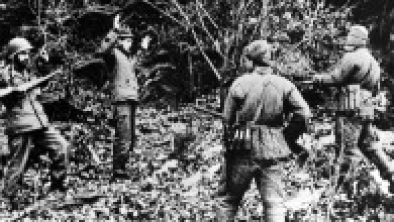 Soldați americani luați prizonieri. Sursa foto: Profimedia Images | Poza 15 din 29