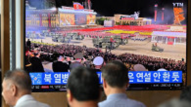 Kim Jong Un l-a dus pe ministrul rus al Apărării Serghei Şoigu la o paradă militară la Phenian. FOTO: Profimedia Images | Poza 13 din 13