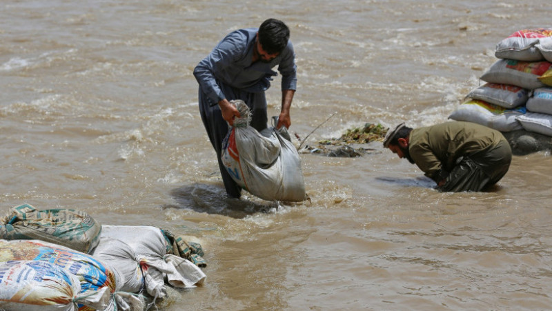 Deşi Afganistanul se află la limita vestică a musonului asiatic, viituri au loc în mod regulat în timpul sezonului ploios. Foto: Profimedia