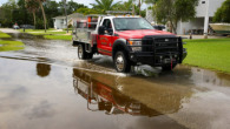O Superlună Albastră rară ar putea agrava inundațiile provocate de uraganul Idalia din Florida, care pun în pericol viața oamenilor. FOTO: Profimedia Images | Poza 4 din 10