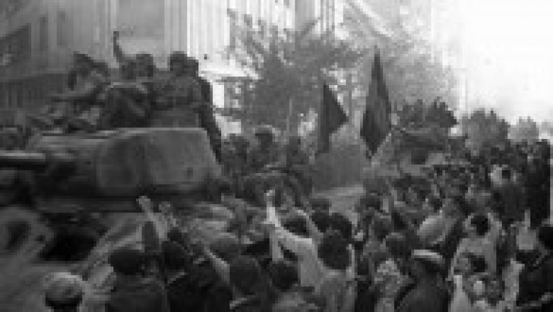 Pe 31 august 1944 armata Uniunii Sovietice intra în București. Sursa foto Profimedia Images | Poza 6 din 17