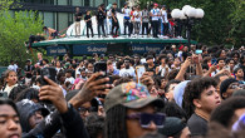 Kai Cenat a fost acuzat de incitare la revoltă și la adunare ilegală după ce mii de tineri au venit la o întâlnire cu acesta în Union Square, New York. Sursa foto: Profimedia Images | Poza 2 din 8
