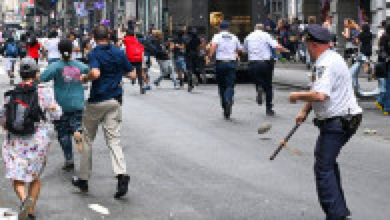 Kai Cenat a fost acuzat de incitare la revoltă și la adunare ilegală după ce mii de tineri au venit la o întâlnire cu acesta în Union Square, New York. Sursa foto: Profimedia Images | Poza 3 din 8