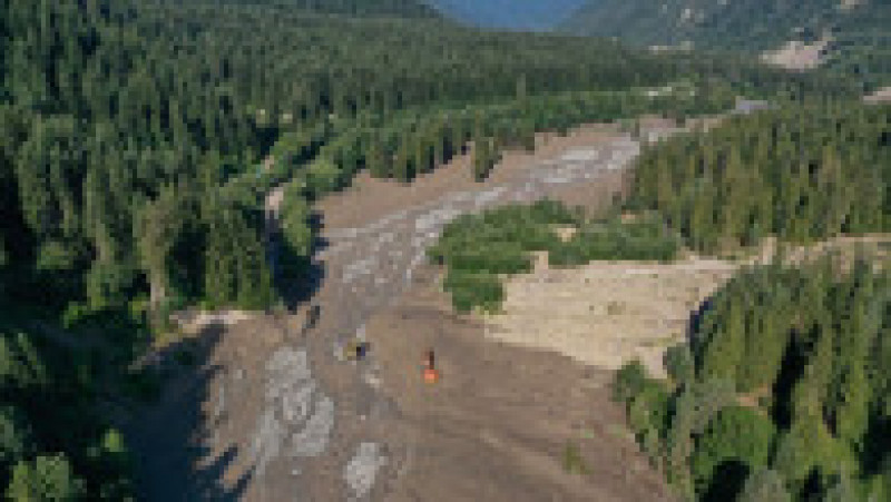 Strat de 30 cm de grindină în Germania, o alunecare de teren a îngropat o stațiune în Georgia. FOTO> Profimedia Images | Poza 4 din 13