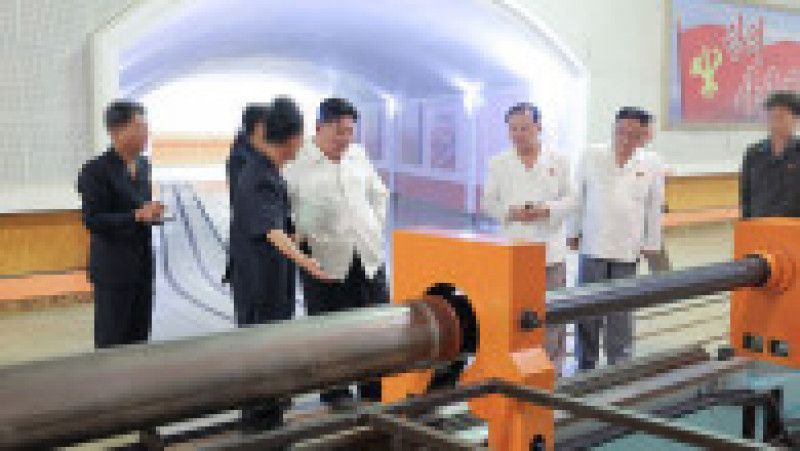 Kim Jong Un a vizitat fabrici-cheie vineri și sâmbătă. FOTO: Profimedia Images | Poza 5 din 7