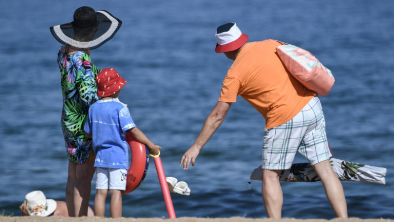 Rușii care își petrec vacanța în Crimeea spun că „nu există riscuri”. FOTO: Profimedia Images 