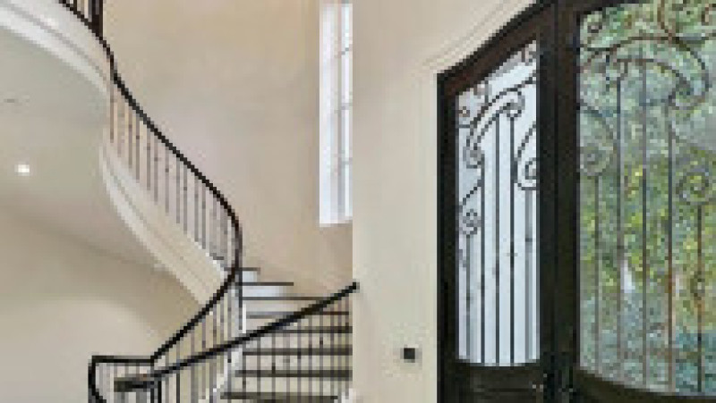 Sofia Vergara vrea neapărat să-și vândă casa din Los Angeles după divorț și a făcut o reducere FOTO: Profimedia Images | Poza 11 din 38